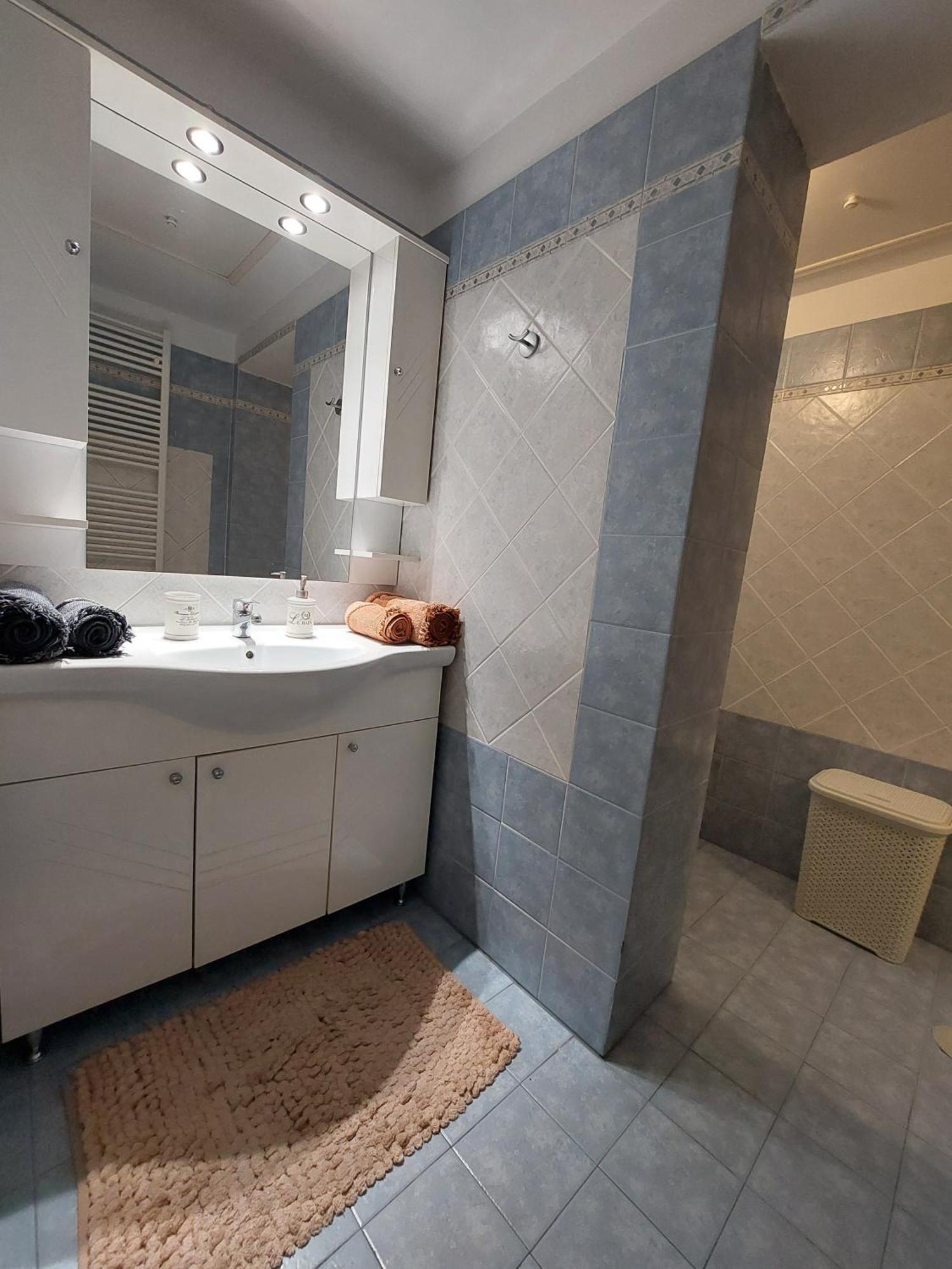 Despo'S Apartment Volos Luaran gambar